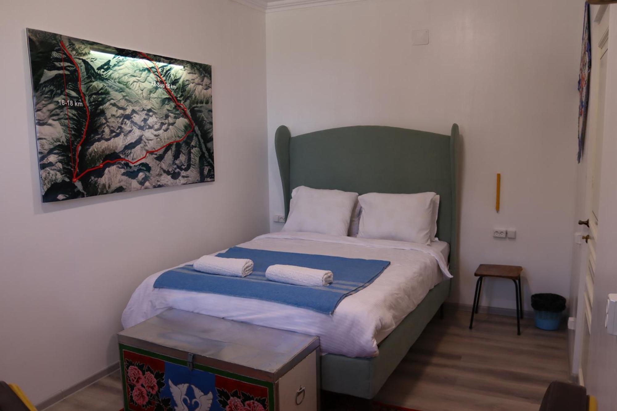 Duet Hostel & Hotel Karakol Værelse billede