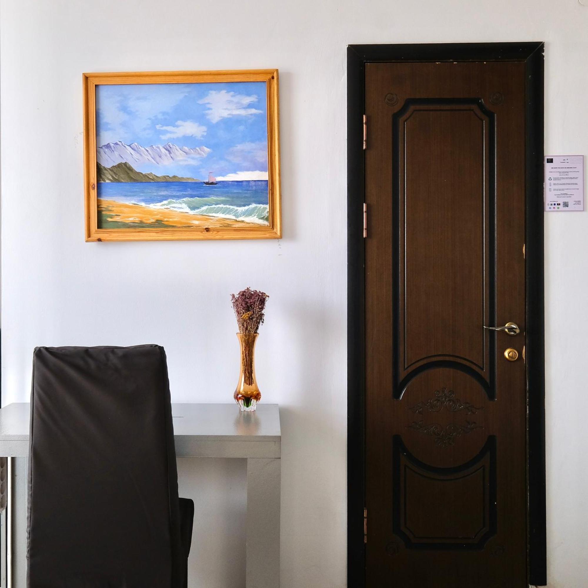 Duet Hostel & Hotel Karakol Eksteriør billede